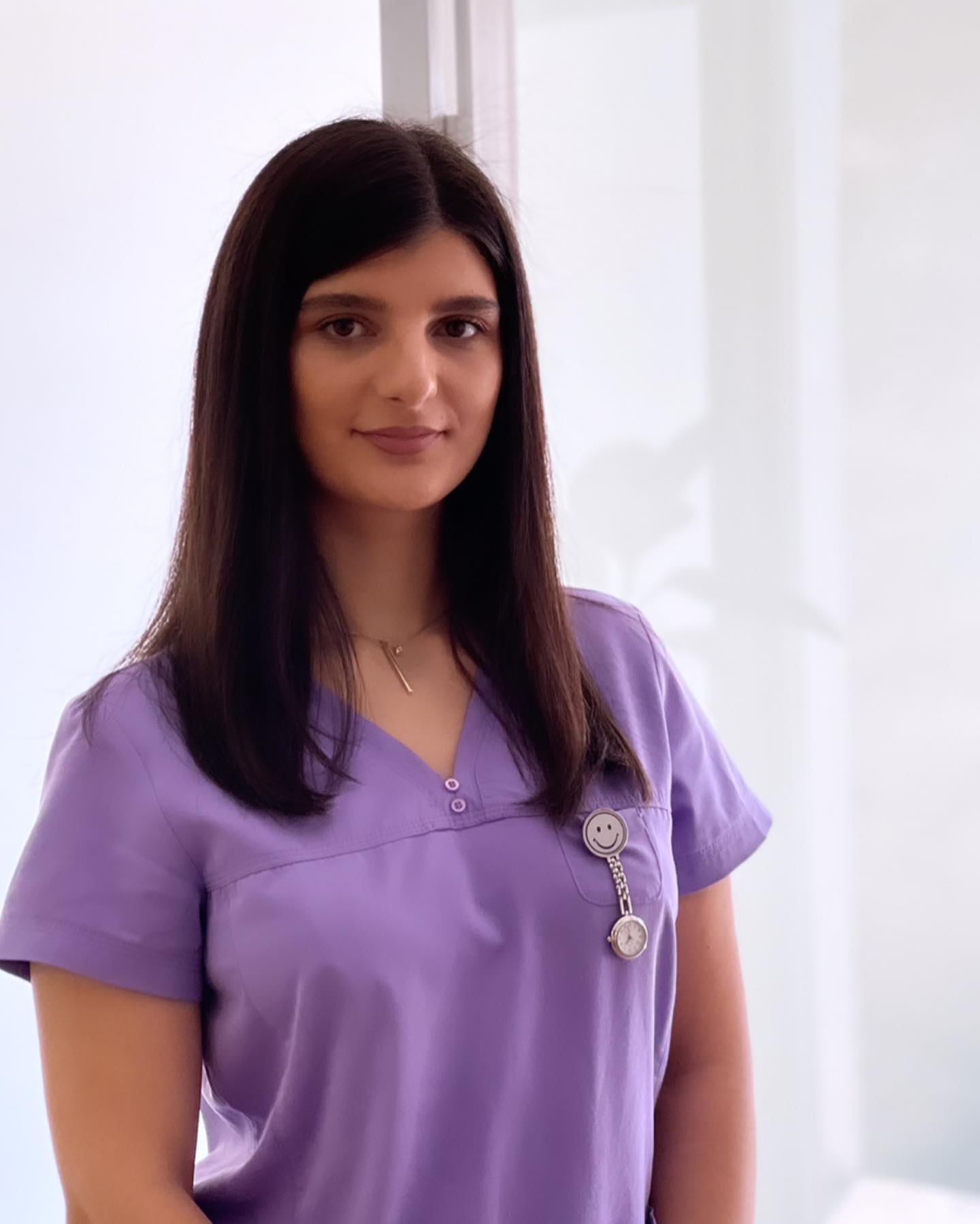 Elinda Kajolli, fizioterapiste në PHYSIO Pejë